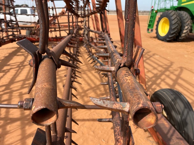 #t8081-•-mcfarlane-drag-harrow-image-13
