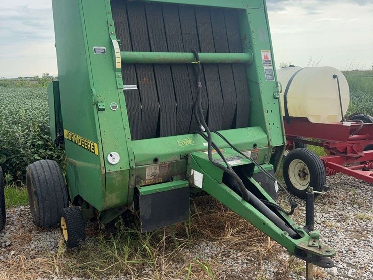 2026-john-deere-566-image-4