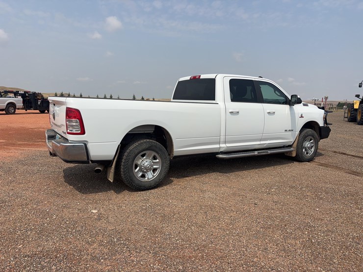2020-dodge-3500hd-image-5