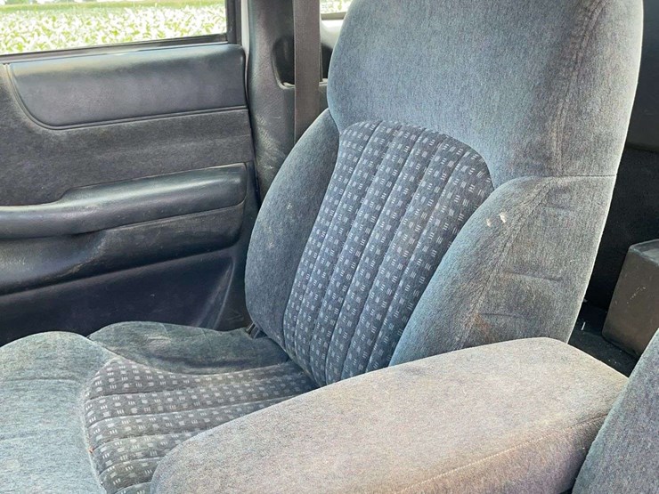 1998-chevrolet-s10-image-8