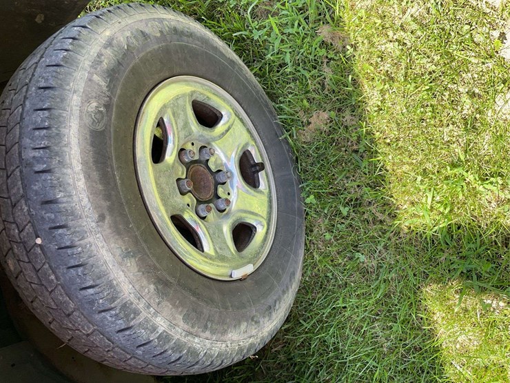 2001-chevrolet-1500-image-10