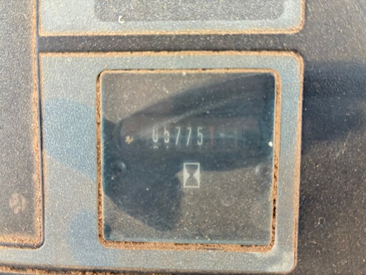 case-ih-5140-image-15