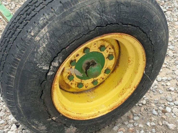 john-deere-1075-image-3