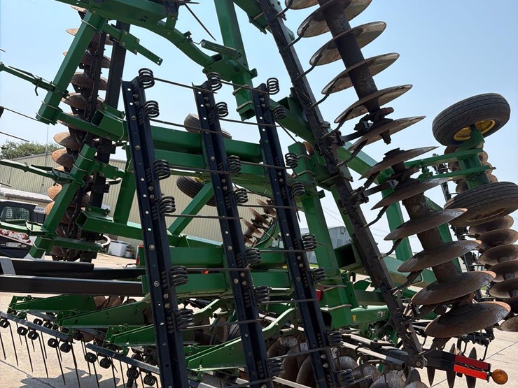 john-deere-637-image-33