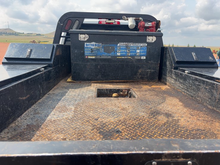 2016-dodge-3500-image-11