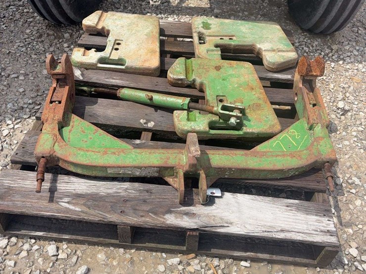 3-john-deere-4430-front-weights,-quick-hitch,-and-top-link-image-2