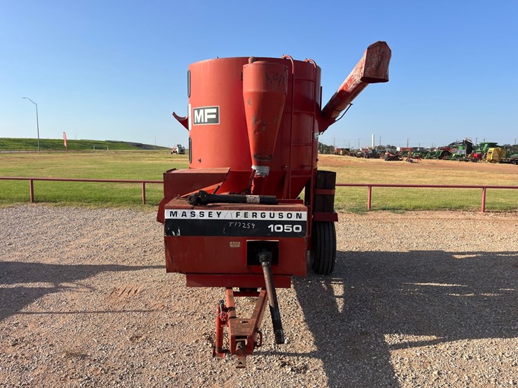 massey-ferguson-1050-image-2