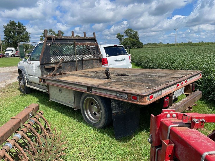 2000-chevrolet-3500-image-4