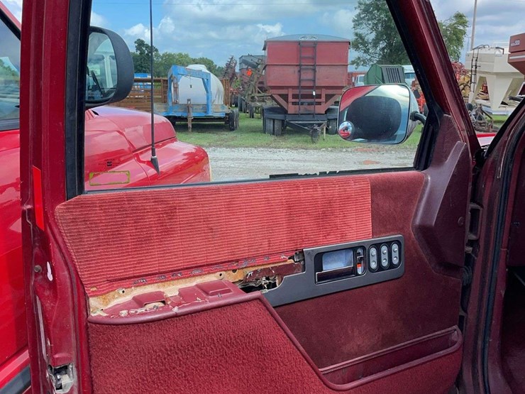 1992-chevrolet-k1500-image-11
