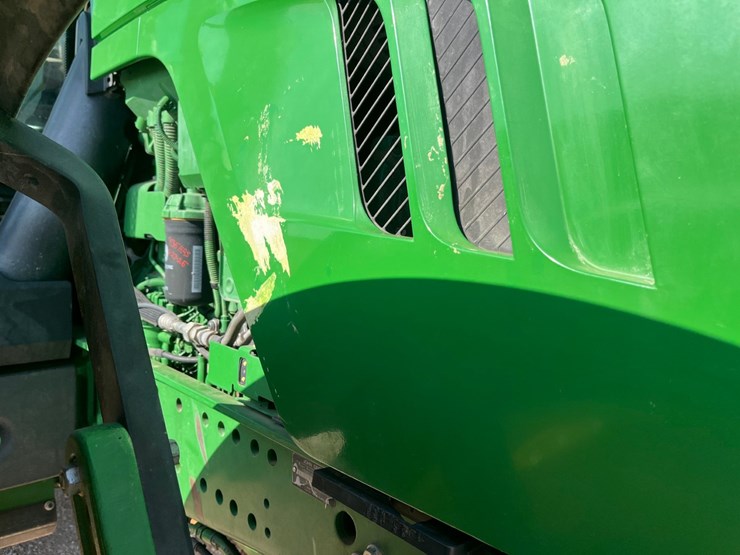 2014-john-deere-6210r-image-10