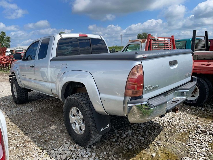 2007-toyota-tacoma-image-4