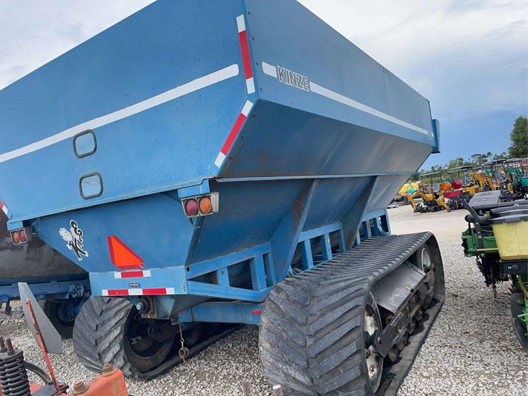 kinze-1040-image-3