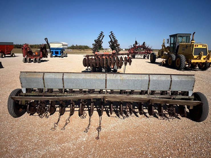 john-deere-b-image-8