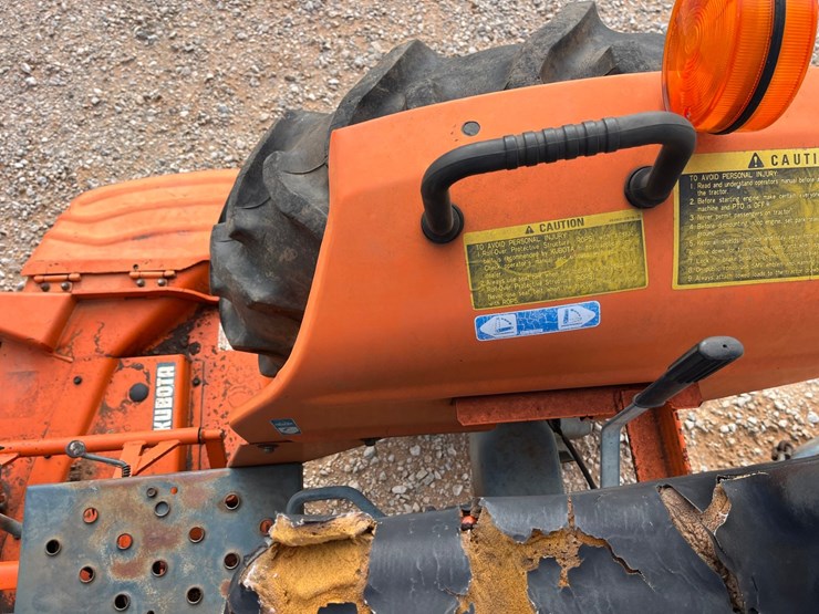 kubota-l235-image-9