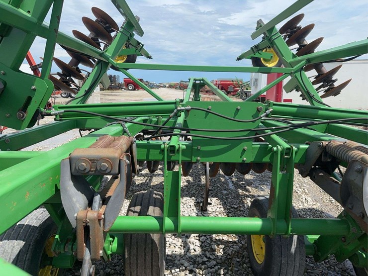 john-deere-22-image-12