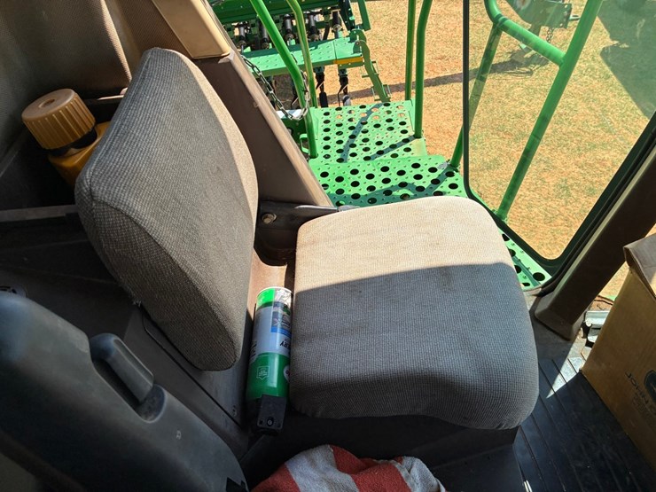 2000-john-deere-9650-sts-image-19
