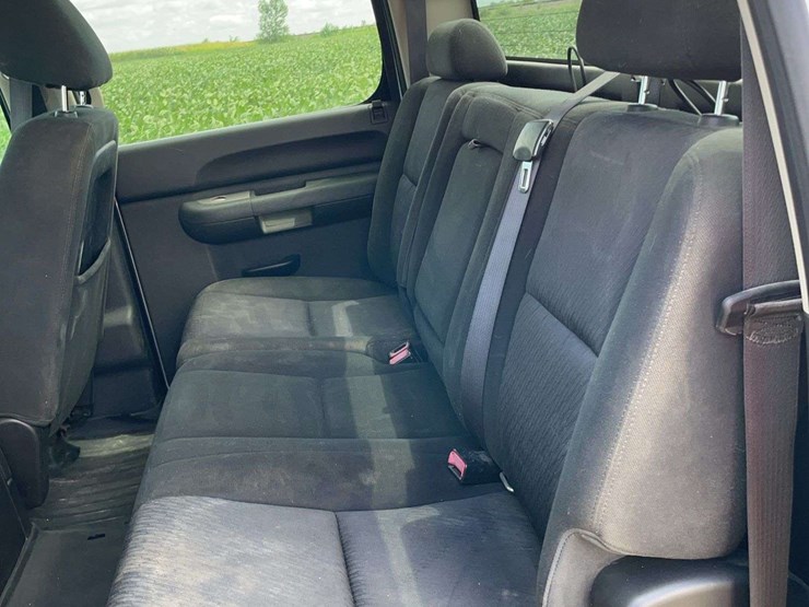2012-chevrolet-silverado-1500-image-14