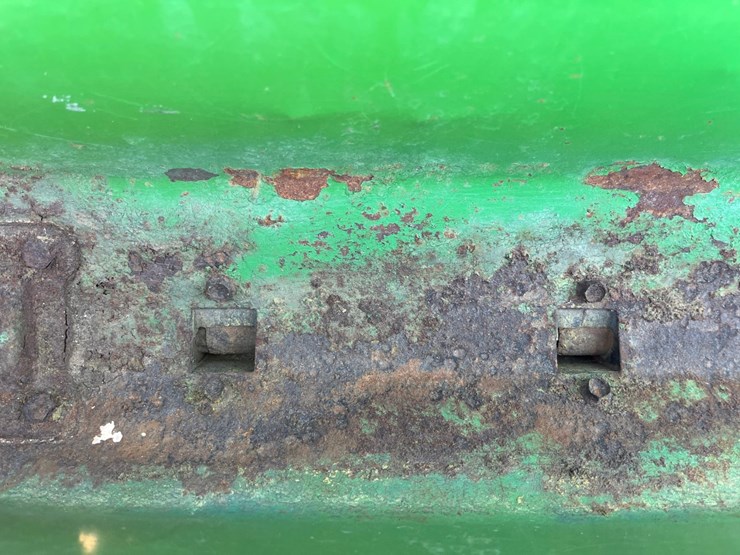 john-deere-8300-image-16