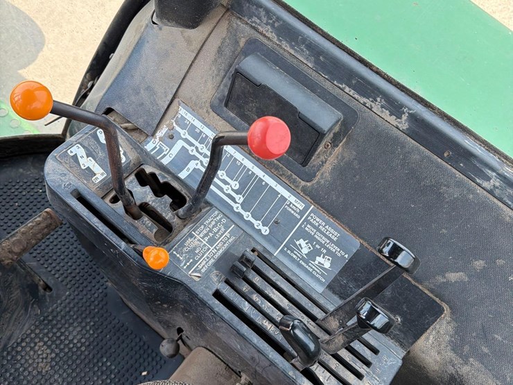 john-deere-4030-image-40
