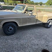 1983 FORD F350