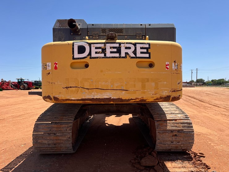 #t8699-•-2018-deere-470g-image-24