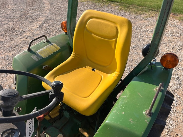 1985-john-deere-750-image-9