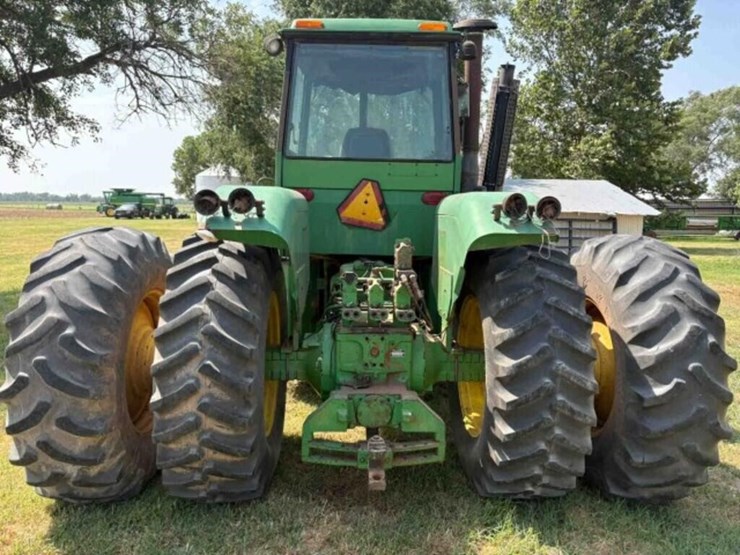 john-deere-8450-image-4