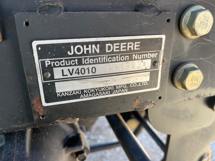 2002-john-deere-4010-image-16