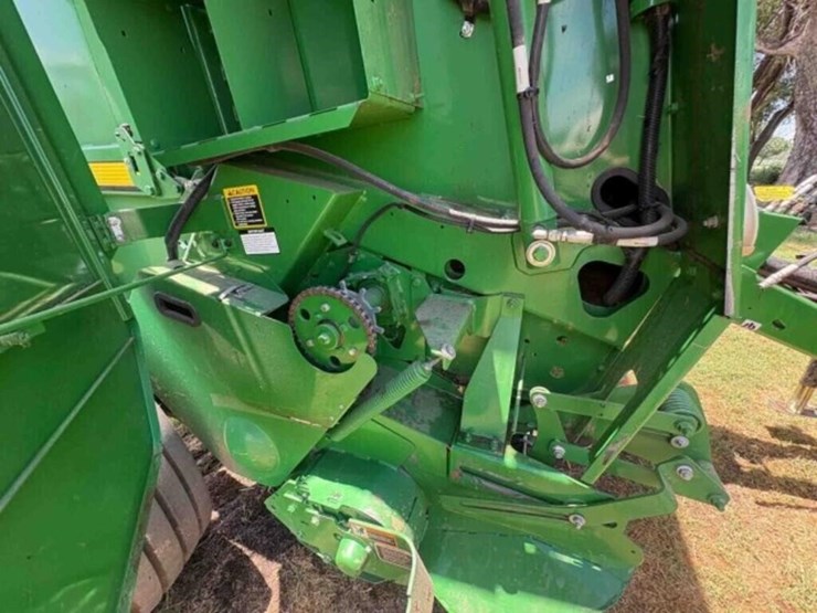 2015-john-deere-569-image-9