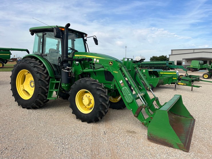2017-john-deere-6120e-image-9