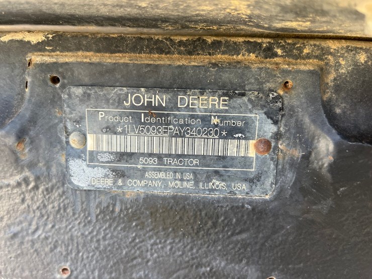 2011-john-deere-5093e-image-30