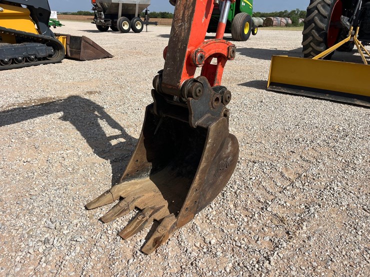 2021-kubota-kx71-3-image-7