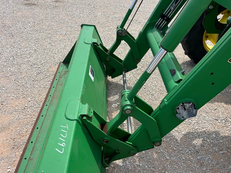 2011-john-deere-5093e-image-3