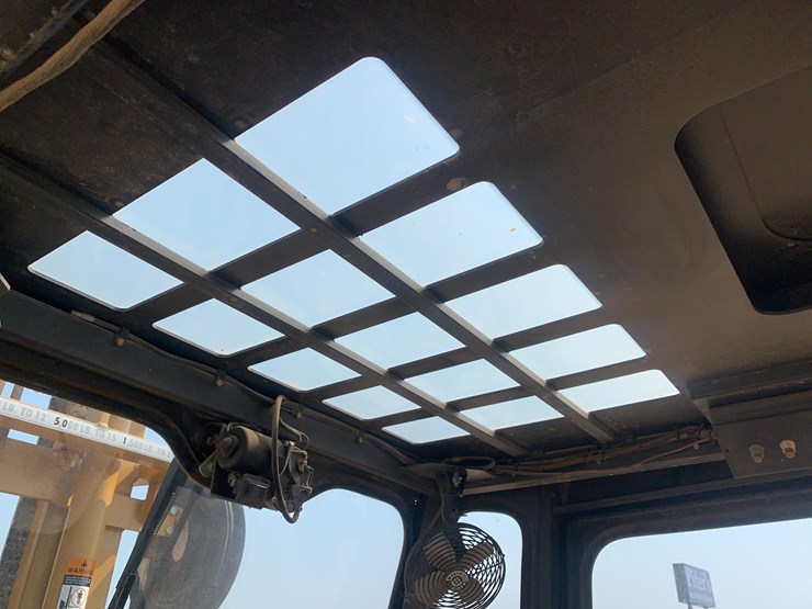 hp-8500-harlow-fork-lift-image-25