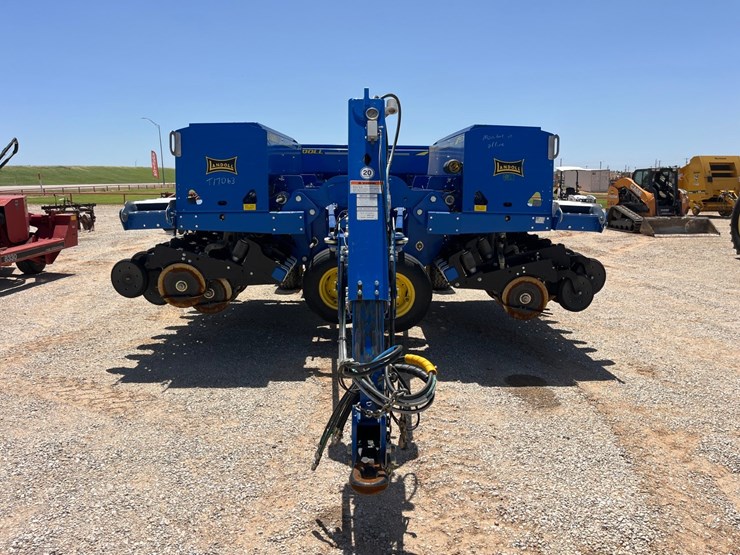 2014-landoll-5531-image-6