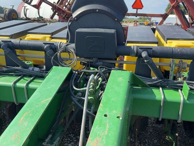 2003-john-deere-1780-image-6