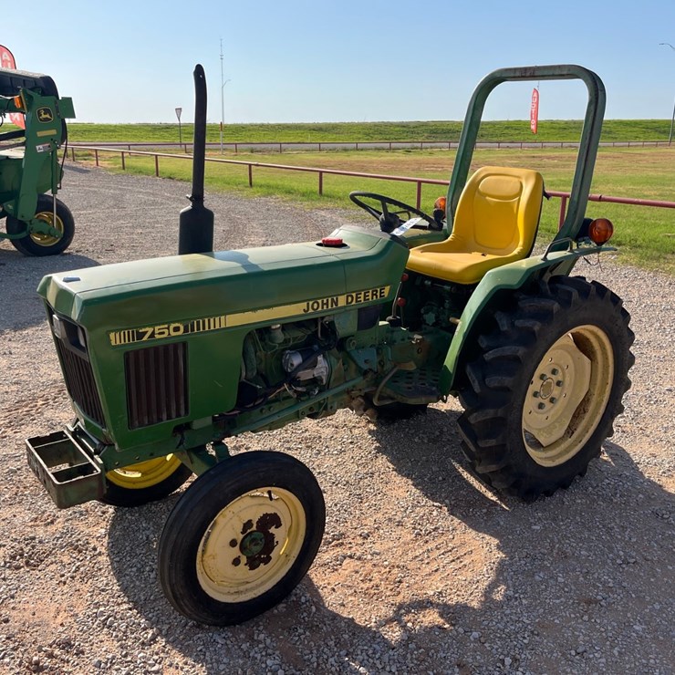 1985 JOHN DEERE 750