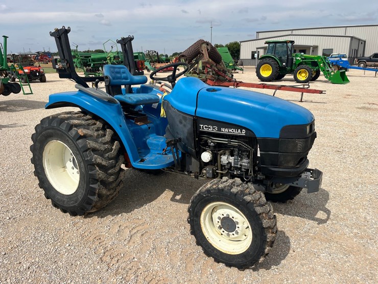 new-holland-tc33-image-4