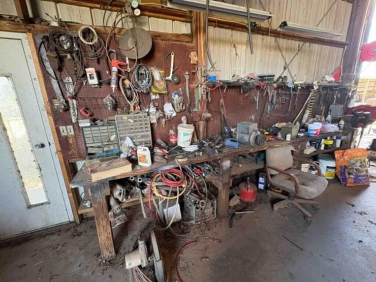 contents-of-northwest-wall-image-1