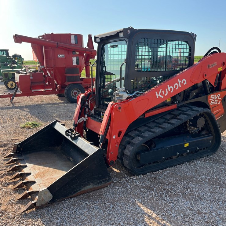 2022 KUBOTA SVL65-2