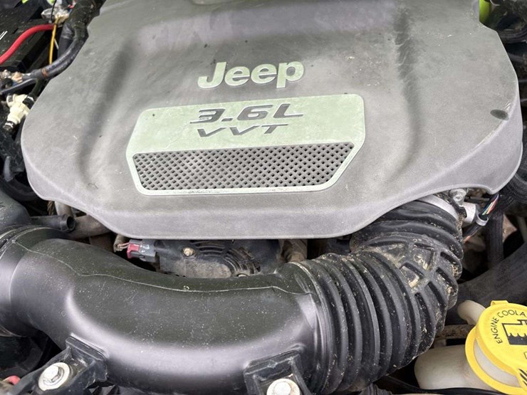 2013-jeep-wrangler-image-22