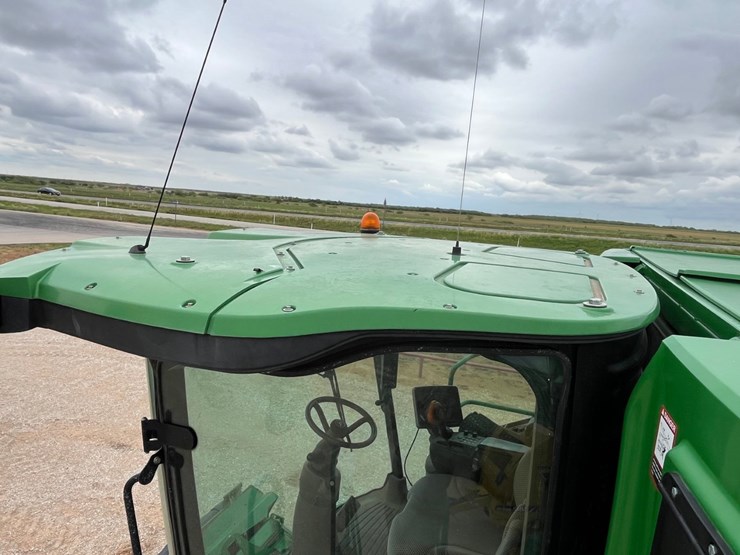 2011-john-deere-s670-image-44