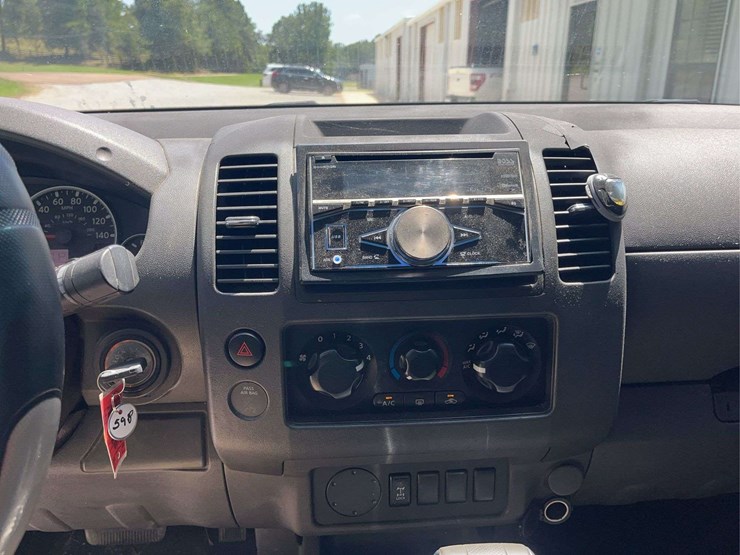 2008-nissan-frontier-image-18