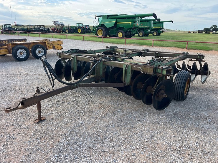 john-deere-1630-image-1