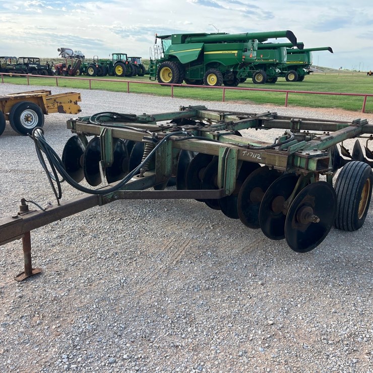 JOHN DEERE 1630