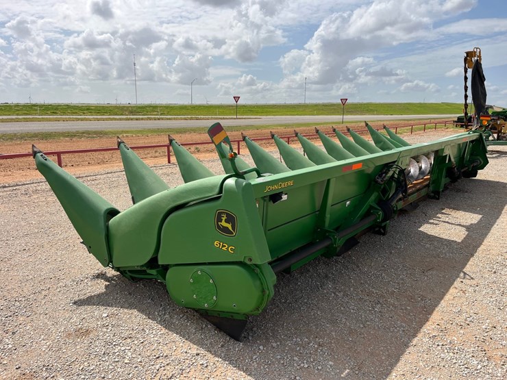 2011-john-deere-612c-image-3