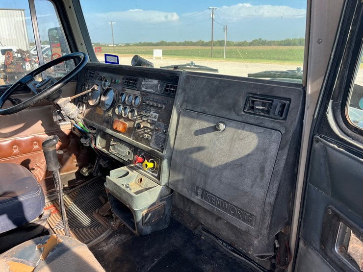 #t10001-•-1995-kenworth-truck-image-32