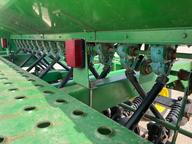 1998-john-deere-1560-image-16