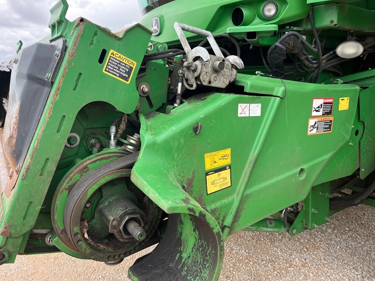 2011-john-deere-s670-image-3