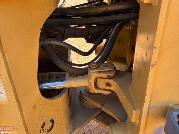 komatsu-wa250-image-7